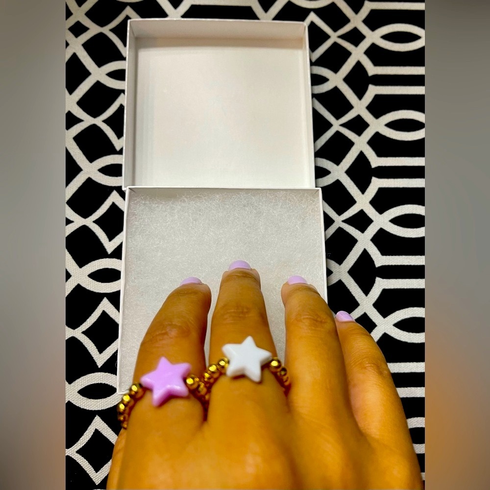 ⭐️⭐️⭐️Preppy Star Rings⭐️⭐️⭐️ - Picture 6 of 6